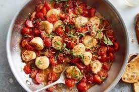 Seared Scallops With Jammy Cherry Tomatoes Recipe Recipe Nyt Cooking Scallops Seared Cherry Tomato Recipes