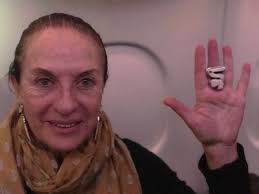 ESCRIBE TU RELATO DEL MES DE FEBRERO (IV): SUSANA BACA, CANTANTE Y EX  MINISTRA DE CULTURA DE PERÚ