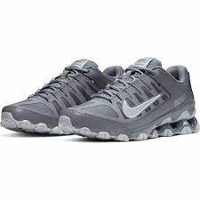 Dinamik orta bağcık sistemi ayağı sıkıca sarar. Sportsdome Nike Reax 8 Tr Mesh