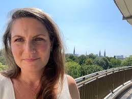 It's something unpredictable, but in the end it's right…” (If you haven't  figured this it out by a 2000s smash hit lyric being the headline: This is  a sappy post, you might