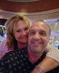 Celebrating anniversary in paradise