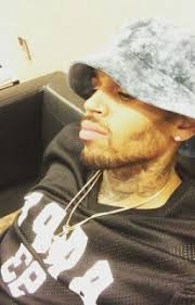 Chris Brown & Yn Imagines