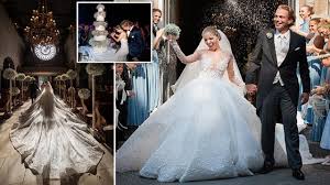 Ihr traumkleid hatte seinen preis. Victoria Swarovski Marries Property Mogul In Lavish Italian Wedding And Wears A 700k Dress Youtube