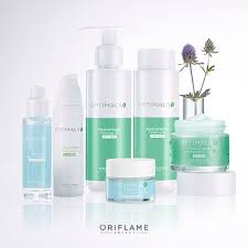 Produk yang dipakai setelah toner ini akan melembabkan kulit, mencerahkan dan juga cocok sekali untuk anda yang ingin mengatasi kulit bruntusan. Optimals Hydra Matte Set 38641 Oriflame