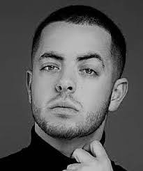 Karl Harrison's Instagram, Twitter & Facebook