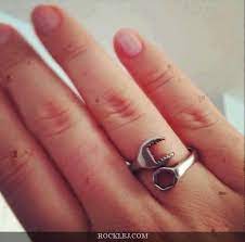 Engagement Ring Of Mechanical Engineer Rings Mechanical Engineering Engineering
