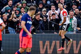 Real madrid · peñarol · santos (1962, 1963) · inter (1964, 1965) · peñarol · racing club · estudiantes · milan · feyenoord · nacional · ajax · independiente · atlético madrid · 1975 · bayern monaco · boca juniors · 1978 · olimpia S9jxju3iam4 0m