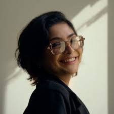 Ana Gerard's Instagram, Twitter & Facebook