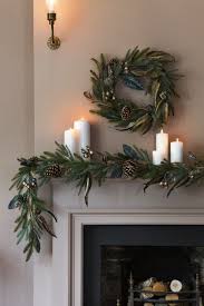 25 Christmas Greenery Garlands For Indoors And Outdoors Digsdigs