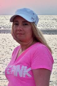 Kim Manzi's Instagram, Twitter & Facebook