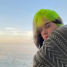 Entdecke rezepte, einrichtungsideen, stilinterpretationen und andere ideen zum ausprobieren. 586 6k Likes 18 1k Comments Billie Eilish Billieeilish On Instagram Your World S An Ideal Billie Eilish Billie Green Hair