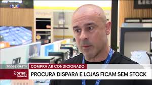 Portugal, o país de pandeireta! Certamente que é mais prioritário o IVA a  6% nas touradas! 👎 A classe política vive num mundo que não é o nosso!