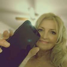 It is with deep sorrow that I share the loss of Jill Robinson Mooneyham,  class of 1977. May she walk with the angels.