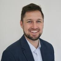 Chris Hartlage's Instagram, Twitter & Facebook