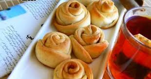 طريقة عمل وردات السينابون Food Arabic Food Baking
