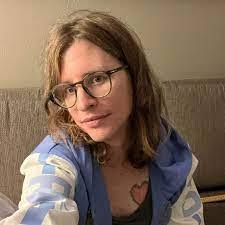 Shelby Rapp's Instagram, Twitter & Facebook