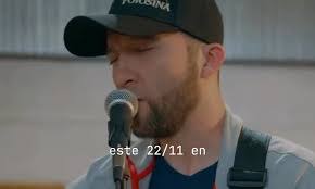 Armando Douglas's Instagram, Twitter & Facebook