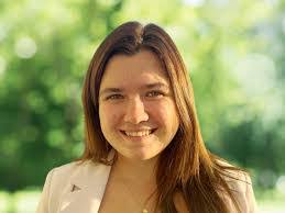 Melissa Slate's Instagram, Twitter & Facebook