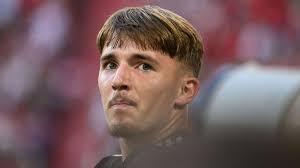 Lennart Karl: El adolescente del Bayern Munich, considerado el nuevo Mesut  Ozil, está listo para un gran avance en la Bundesliga