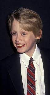 Pin By Ingrid Fjeldly On For The Home Macaulay Culkin Home Alone Macaulay Culkin Kevin Home Alone