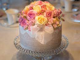 Maybe you would like to learn more about one of these? Hochzeitstorte Mit Rosen Zur Diamantenen Hochzeit