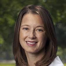 Lindsey Kelley's Instagram, Twitter & Facebook