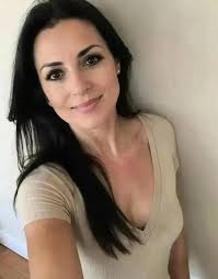 Te menciono hace 2 minutos No cuesta nada saludar 𝗛𝗼𝗹𝗮𝗮𝗮 Que haces.!