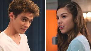 Olivia rodrigo's viral sensation 'drivers license' has the internet mixing up all kinds of theories, and one of them is a love triangle between the singer, joshua bassett and sabrina. Hsm Tm Ts Stars Joshua Bassett And Olivia Rodrigo On Ricky And Nini Romance Exclusive Entertainment Tonight