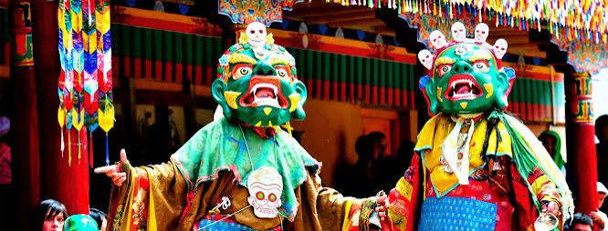 Unique Festivals of India that will leave you Overwhelmed