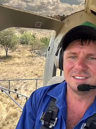 TEAM CUDGEE -LATE MAIL POSTIE RIDE