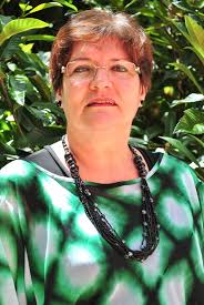 Profa. Dra. Wanda Aparecida Machado Hoffmann — Departamento de Ciência da  Informação