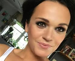 Певица слава показала повзрослевших дочерей. Pevica Slava Pristydila Oligarhov Kotorye Piaryatsya Za Schet Bolnyh Detej U Ih Zhen Serezhki Stoyat Kak Apparat Mrt Video Ura Ru