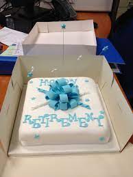 Simple and elegant rectangular wedding cake. Pin By Paparazzi Jewlery On Retirement Retirement Party Cakes Retirement Cakes Cake