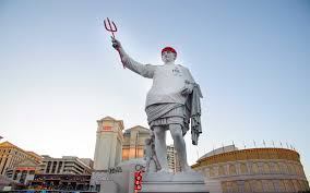 Hell's kitchen caesars palace las vegas head chef. Gordon Ramsay S New Hell S Kitchen Restaurant Is A Reality Show Come To Blazing Life Travel Leisure