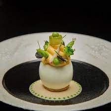 L Atelier De Joel Robuchon Nyc On Instagram A Mimosa Egg With King Crab And Seasonal Vegetables At Robuchon Vegetable Seasoning Food Presentation King Crab