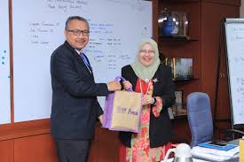 Unit perancang ekonomi(epu) adalah agensi utama kerajaan yang bertanggungjawab untuk menyediakan pelan pembangunan negara. Usm News Portal Delegasi Usm Teruskan Perbincangan Jayakan Usm Johol