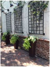 If you are wondering how you can decorate the outdoor walls, you need not worry. 20 Outdoor Wall Art Ideas To Get A Wow For Your House