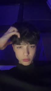 Vídeos de julia (@julia65821) con «WASSUP