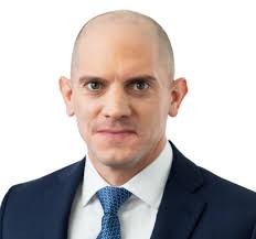 Daniel Bresler's Instagram, Twitter & Facebook