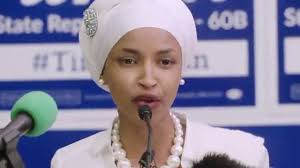 Ilhaan Cumar oo weerar ku qaaday...