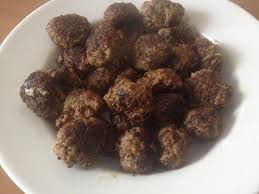 Boulettes De Boeuf Au Beurre Persille Recette En 2020 Boulettes De Boeuf Recette Boulette De Boeuf Boulette