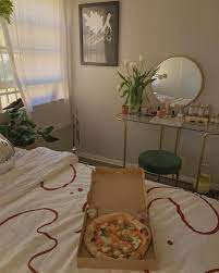 Refinery29 Uk On Instagram Thursday Night Plans Who S With Me Let S Just All Pretend It S Still Light Room Inspiration Indie Room Aesthetic Bedroom