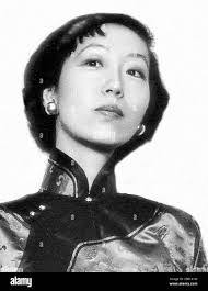 Ying Ling's Instagram, Twitter & Facebook