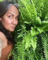 LilyDeRosa (@lilyderosa) • Instagram photos and videos