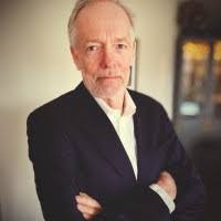 Linda Waldner's Instagram, Twitter & Facebook