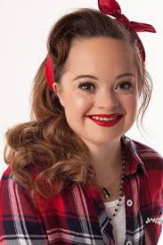 Models mit Makeln: Beauty-Model mit Down-Syndrom