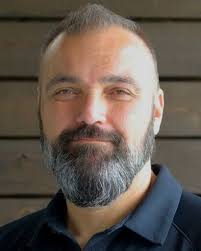 Edwin Savage's Instagram, Twitter & Facebook