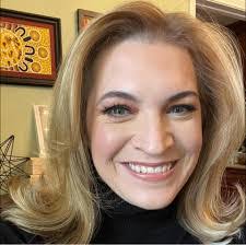 Gina Welsh's Instagram, Twitter & Facebook