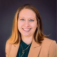 Kim Erdman's Instagram, Twitter & Facebook