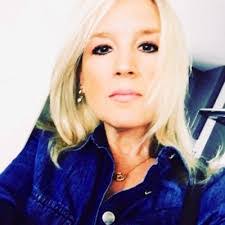 Tracey Baldwin's Instagram, Twitter & Facebook